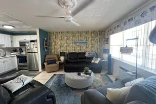 201 Kent L, West Palm Beach, FL 33417 - Photo 2