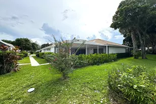 1702 Silverleaf Oak Ct, Palm Beach Gardens, FL 33410 - Photo 4