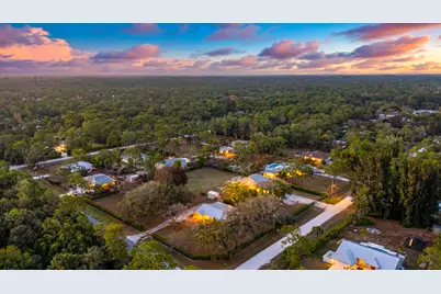 15848 N 129th Pl N, Jupiter, FL 33478 - Photo 2