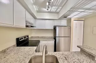 752 Executive Center Dr, West Palm Beach, FL 33401 - Photo 6