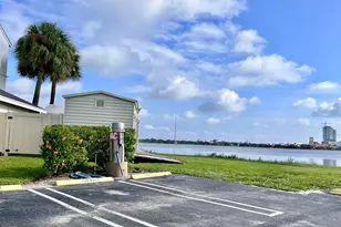 752 Executive Center Dr, West Palm Beach, FL 33401 - Photo 18