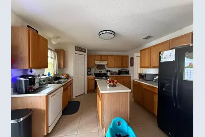 101 SW Fairview Avenue, Port Saint Lucie, FL 34983 - Photo 6