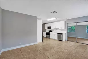 8221 SW 3rd Ct, North Lauderdale, FL 33068 - Photo 4