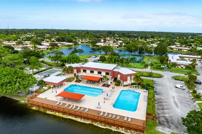 733 Nantucket Circle, Lake Worth, FL 33467 - Photo 30