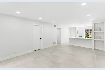 733 Nantucket Circle, Lake Worth, FL 33467 - Photo 12