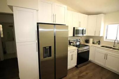 2900 Olivewood Terrace #206, Boca Raton, FL 33431 - Photo 8