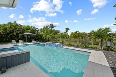 11912 Fox Hill Circle, Boynton Beach, FL 33473 - Photo 24