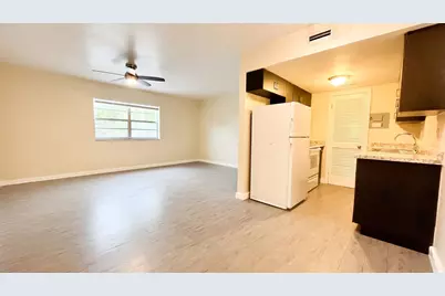 202 Lucerne Avenue #Unit 3, Lake Worth, FL 33460 - Photo 6