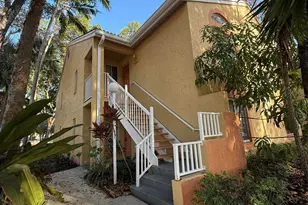 902 Coral Club Dr, Coral Springs, FL 33071 - Photo 2