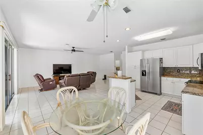 15883 NW 11th Street, Pembroke Pines, FL 33028 - Photo 16