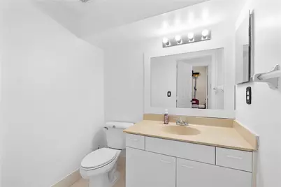 15883 NW 11th Street, Pembroke Pines, FL 33028 - Photo 20