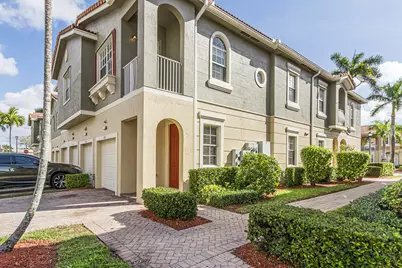 5869 Hampton Hills Boulevard, Tamarac, FL 33321 - Photo 4