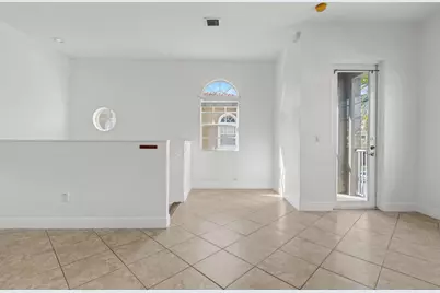 5869 Hampton Hills Boulevard, Tamarac, FL 33321 - Photo 8