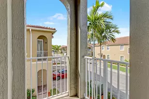 5869 Hampton Hills Blvd, Tamarac, FL 33321 - Photo 12