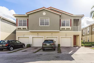 5869 Hampton Hills Boulevard, Tamarac, FL 33321 - Photo 2