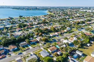 1349 9th St, West Palm Beach, FL 33401 - Photo 44