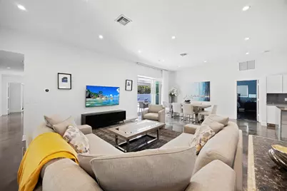 930 NW 4th Court, Boca Raton, FL 33432 - Photo 8