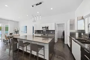 930 NW 4th Ct, Boca Raton, FL 33432 - Photo 18