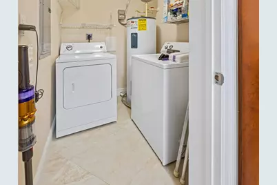 275 NW Flagler Avenue #205, Stuart, FL 34994 - Photo 12