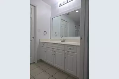 2805 Veronia Drive #204, Palm Beach Gardens, FL 33410 - Photo 4