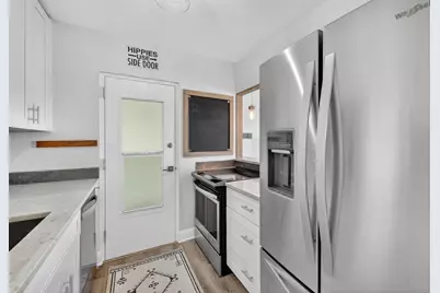 2555 NE 11th Street #609, Fort Lauderdale, FL 33304 - Photo 12