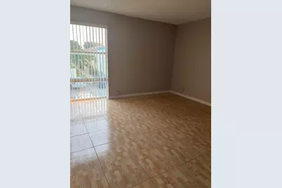 2051 NW 46th Avenue #F202, Lauderhill, FL 33313 - Photo 4