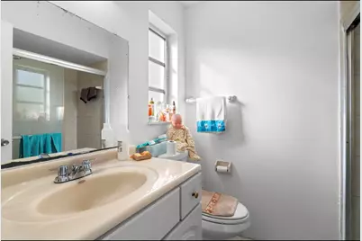 816 NW 8th Avenue, Boynton Beach, FL 33426 - Photo 4