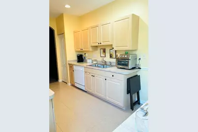 2104 SE Eatonville Drive, Port Saint Lucie, FL 34952 - Photo 4