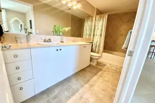 806 E Windward Way, Lantana, FL 33462 - Photo 14