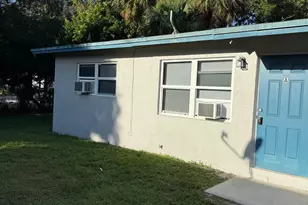 1913 Delaware Ave, Fort Pierce, FL 34950 - Photo 2