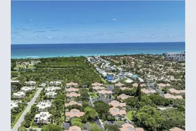 293 Seabreeze Circle, Jupiter, FL 33477 - Photo 2