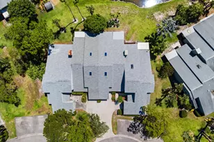 912 NE Sandalwood Pl, Jensen Beach, FL 34957 - Photo 32