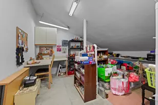 912 NE Sandalwood Pl, Jensen Beach, FL 34957 - Photo 28