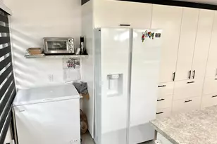 111 Alamanda Ln, Deerfield Beach, FL 33442 - Photo 24