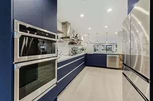 2835 Polo Island, Wellington, FL 33414 - Photo 10