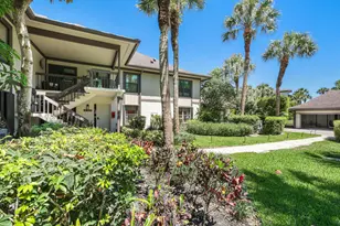 2835 Polo Island, Wellington, FL 33414 - Photo 2