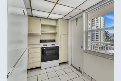 301 N Ocean Boulevard #407, Pompano Beach, FL 33062 - Photo 28