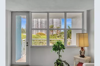 301 N Ocean Boulevard #407, Pompano Beach, FL 33062 - Photo 14