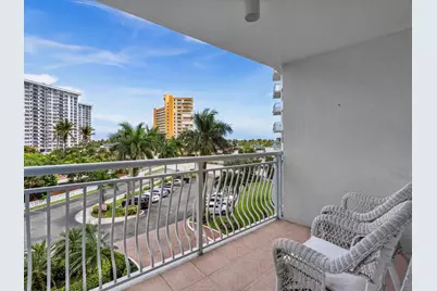 301 N Ocean Boulevard #407, Pompano Beach, FL 33062 - Photo 16