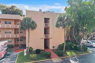 8390 Lagos De Campo Blvd, Tamarac, FL 33321 - Photo 2