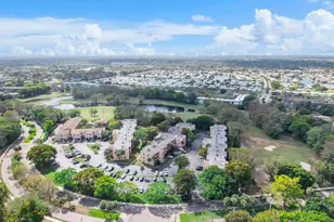 8390 Lagos De Campo Blvd, Tamarac, FL 33321 - Photo 32