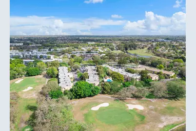 8390 Lagos De Campo Boulevard, Tamarac, FL 33321 - Photo 34