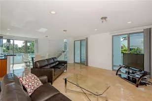561 NE 15th Ave, Fort Lauderdale, FL 33301 - Photo 2