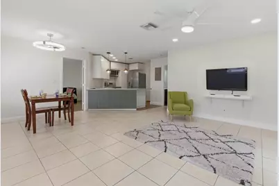 825 Dogwood Drive, Delray Beach, FL 33483 - Photo 10