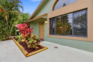 825 Dogwood Dr, Delray Beach, FL 33483 - Photo 28