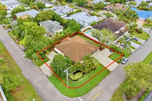 825 Dogwood Dr, Delray Beach, FL 33483 - Photo 4