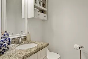 905 SE 12th Ct, Fort Lauderdale, FL 33316 - Photo 22