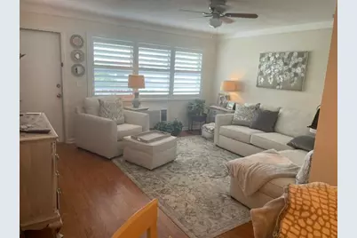 620 W Horizons W #207, Boynton Beach, FL 33435 - Photo 2