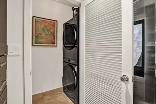 2430 SE 17th St, Fort Lauderdale, FL 33316 - Photo 32