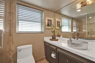 2430 SE 17th St, Fort Lauderdale, FL 33316 - Photo 22